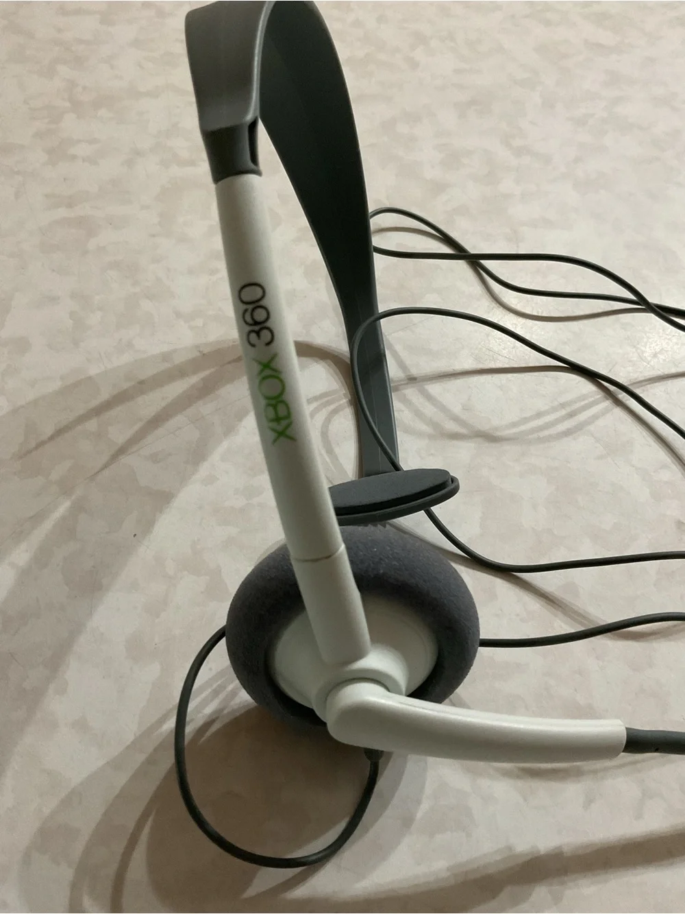 Xbox 360 Stereo Headset - White and Black